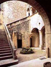 Il cortile interno</br> di Palazzo Bellomo